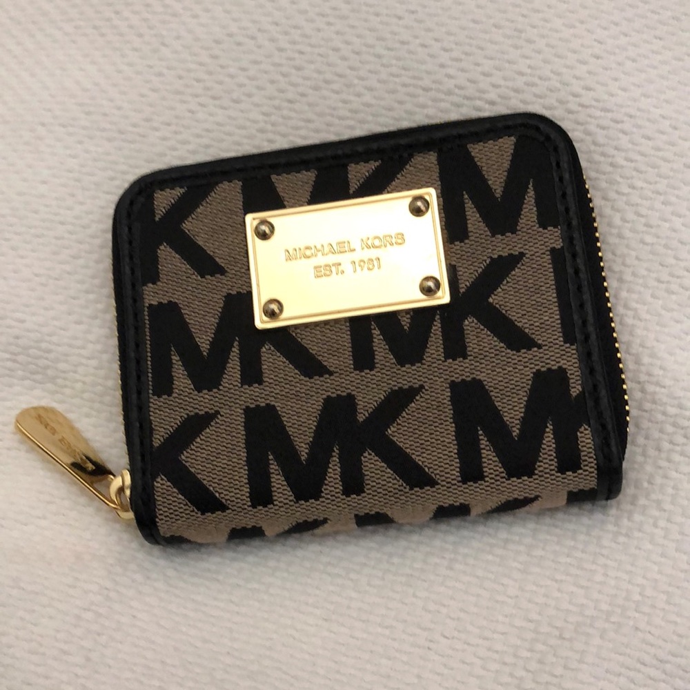 Michael Kors Small Wallet